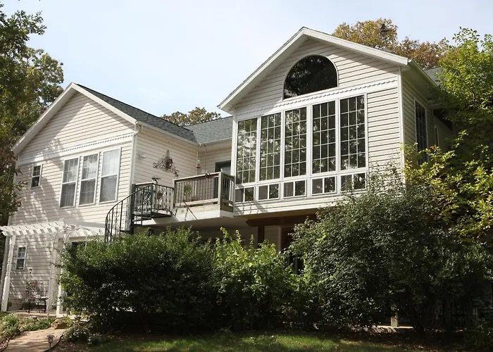 Inn At Harbour Ridge Bed And Breakfast Osage Beach