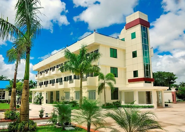 Royal Golden View Hotel