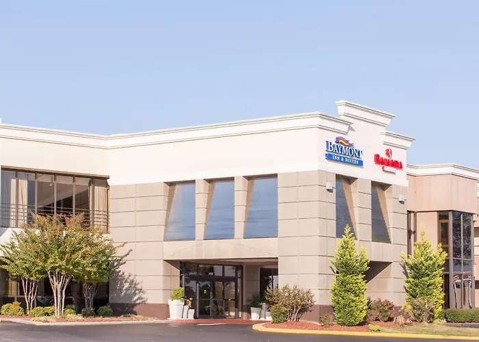 Baymont By Wyndham Fayetteville Fort Bragg Area