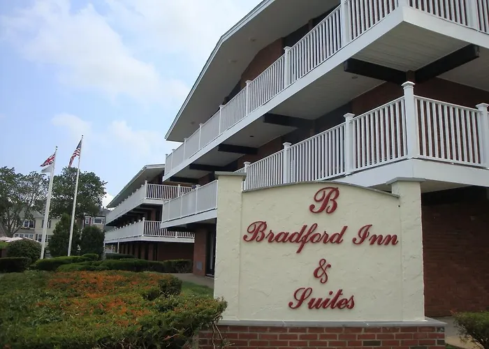 Bradford Inn And Suites Plymouth