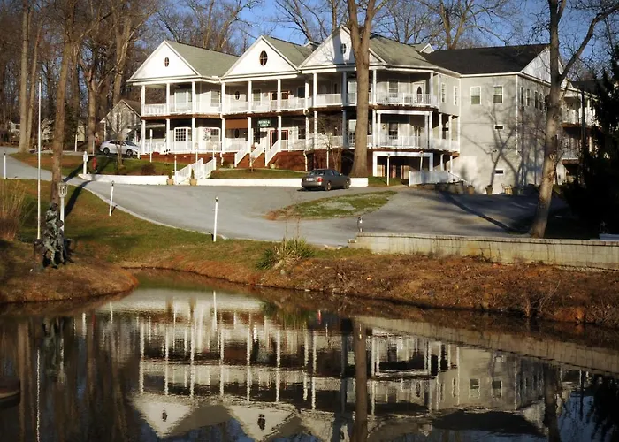 Acorn Hill Lodge And Spa Lynchburg