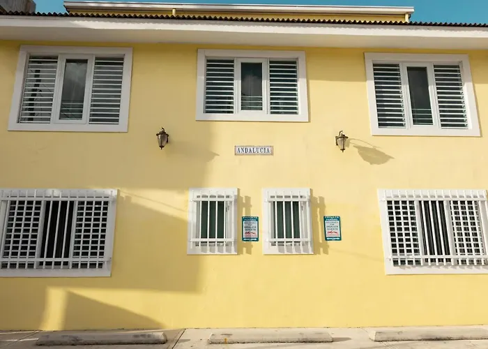 Andalucia Guest House San Juan