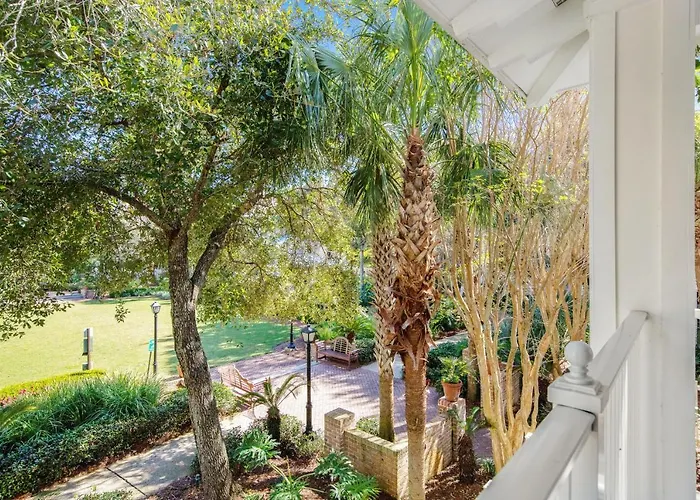 Sandestin Baytowne Wharf 449 Market St Inn
