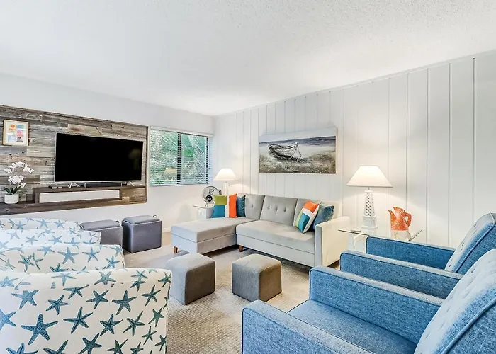 Beachwood Residence Nestled In A Canopy Of Oak Trees Franklintown