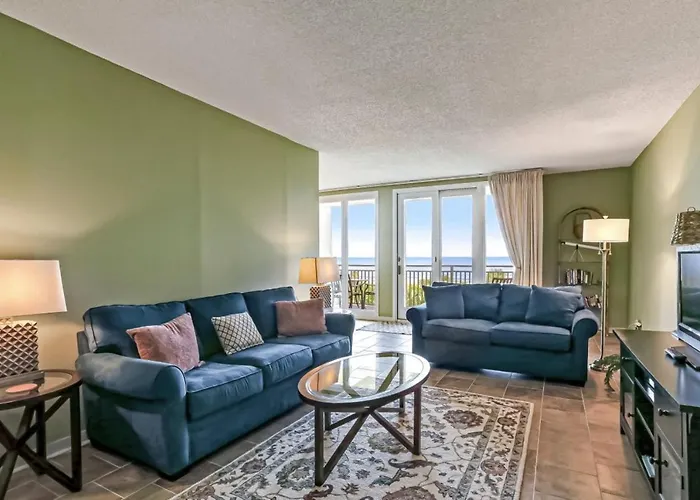 Oceanfront Condo With Large Balcony, Pool, Central Ac & Views Franklintown