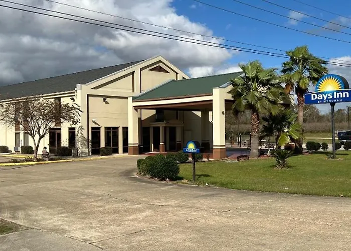 Days Inn By Wyndham Rayne
