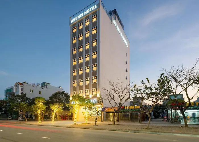 Avenis Hotel