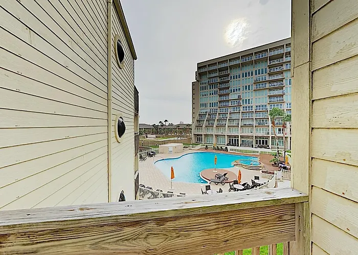 Solare Garden Villa 877