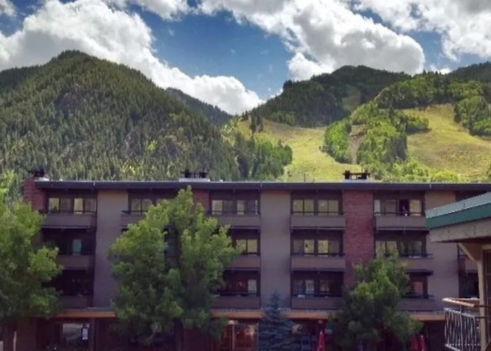 Chateau Aspen Condominiums