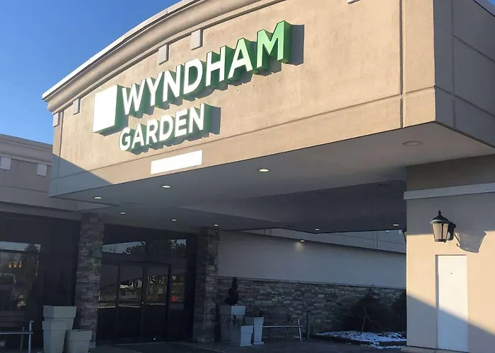 Wyndham Garden Southgate Hotel