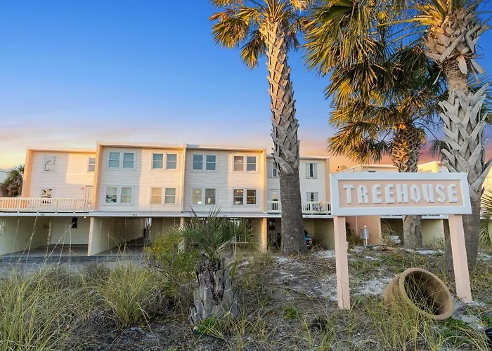 Treehouse Townhome