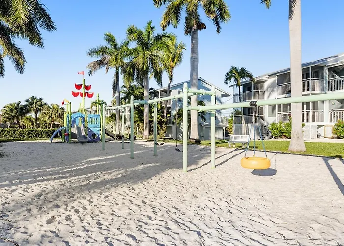 Kawama Yacht Club A4