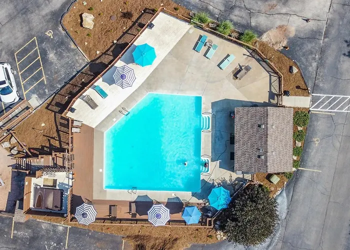 Eagle Nest Resort Pristine Dream Branson