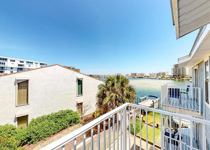 Laguna Point Destin