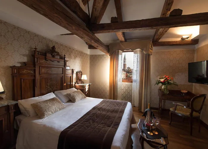 Palazzo Bembo - Exclusive Accommodation Venice