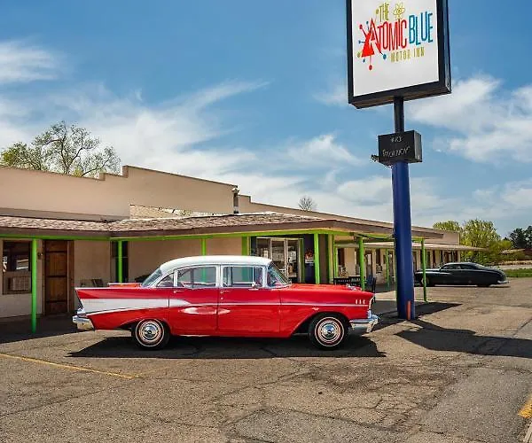 The Atomic Blue Motor-Inn Monticello