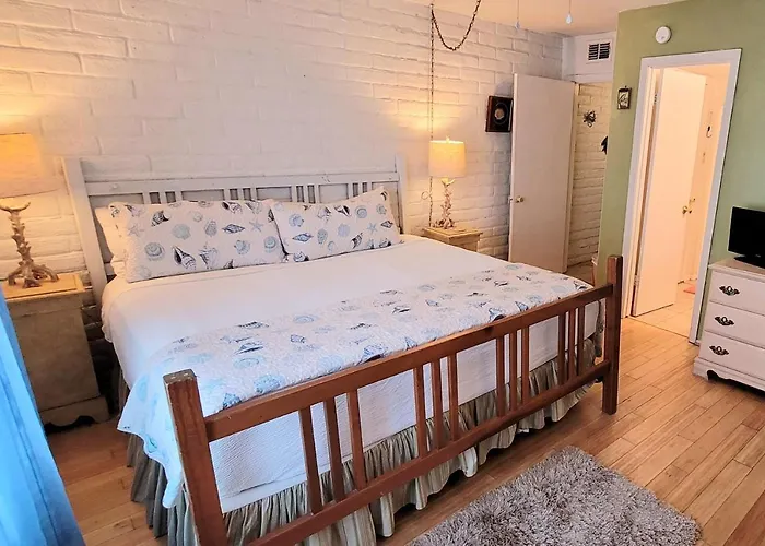 Sea Sands Condominium #103