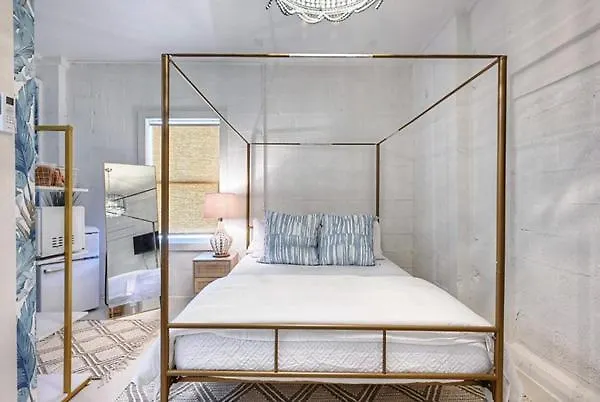 The Oleander Hotel Room 5