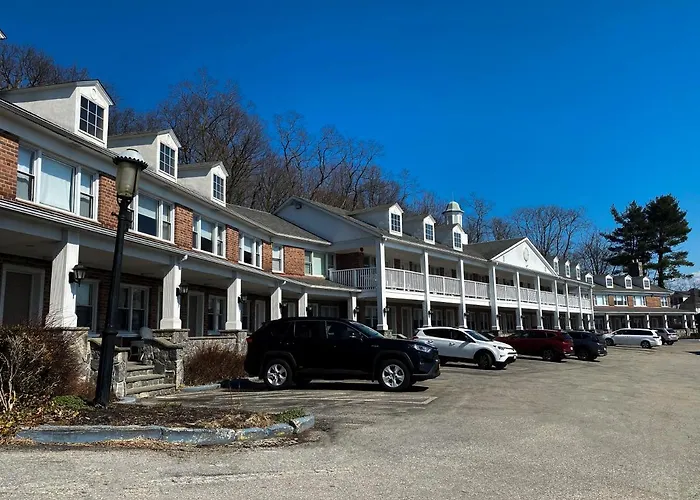 Inn On The Hudson Peekskill