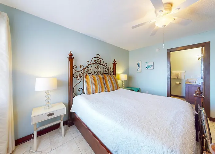 Edgewater West #103