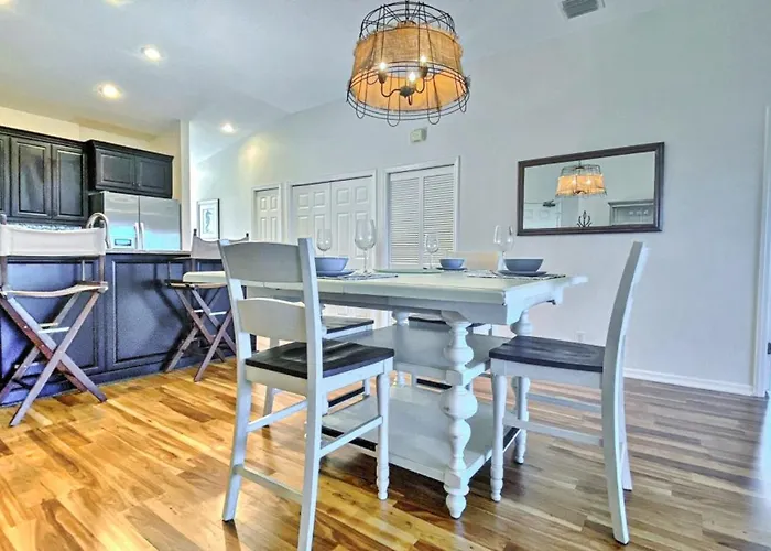 Mariner'S Pointe 503