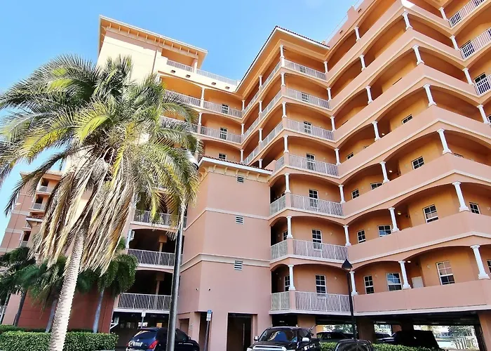 Harborview Grande 207