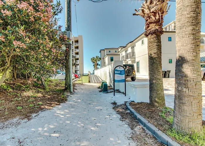 Alerio C 104 Apartment Destin