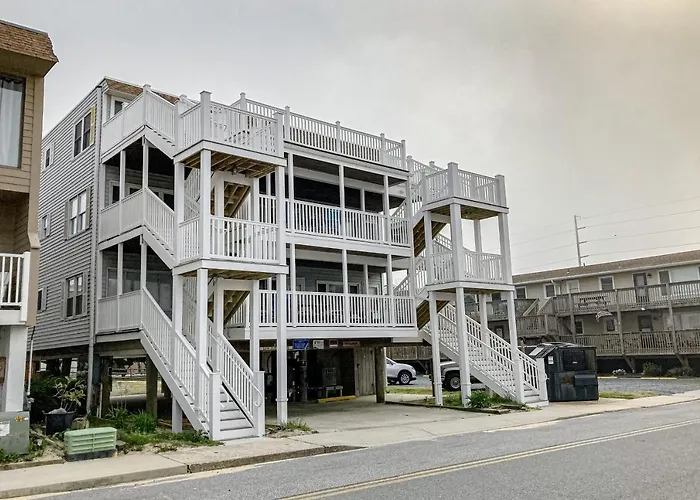 The Quarterdeck Oc Apartment Ocean City