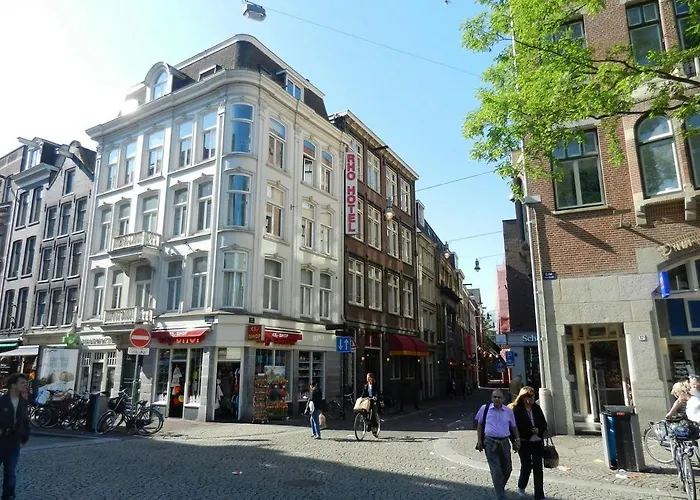 Rho Hotel