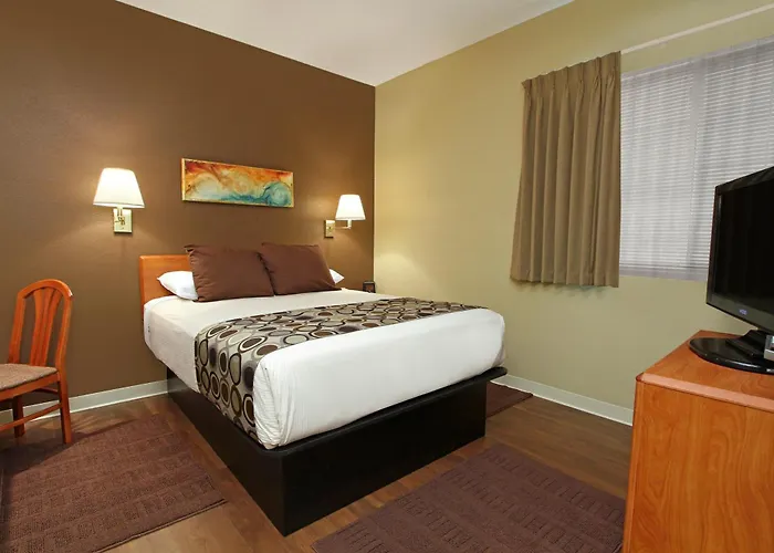 Hotel At Waterwalk