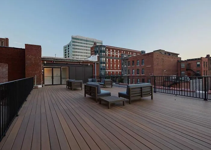 2Br 2Ba Loft In Historic Downtown Kc