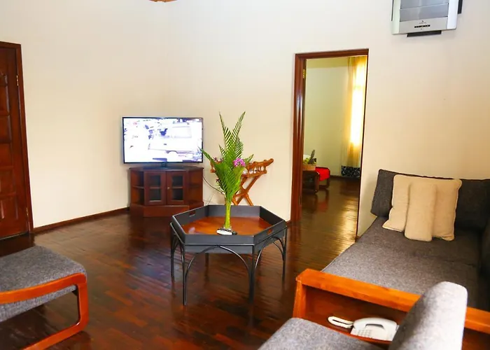 Coconut Grove Regency Hotel Accra