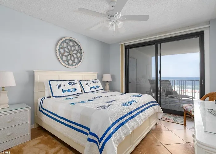 Windward Pointe - 404 - Amazing Views Huge Balcony 3 Bed