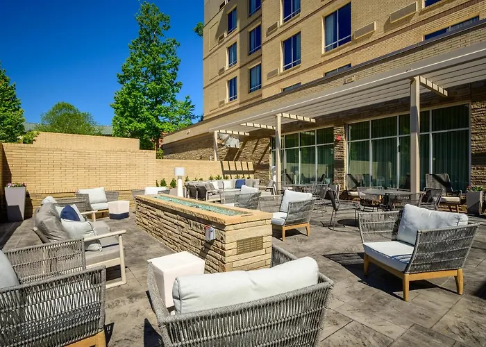 Courtyard By Marriott Raleigh Cary Crossroads Hotel