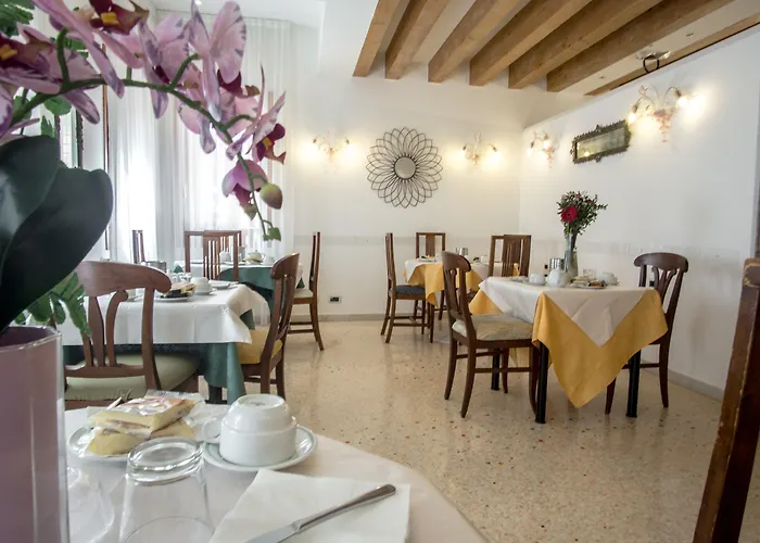 Hotel Antigo Trovatore Venice