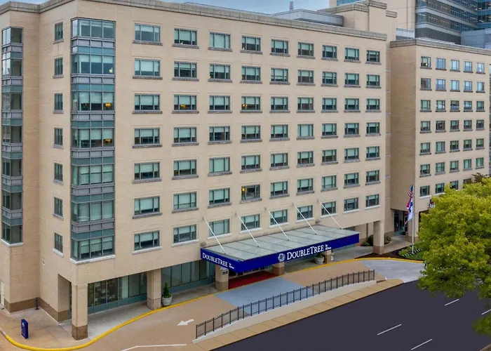 Doubletree By Hilton St. Louis Forest Park