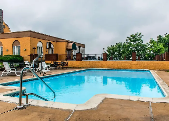 Rodeway Inn Amish Country