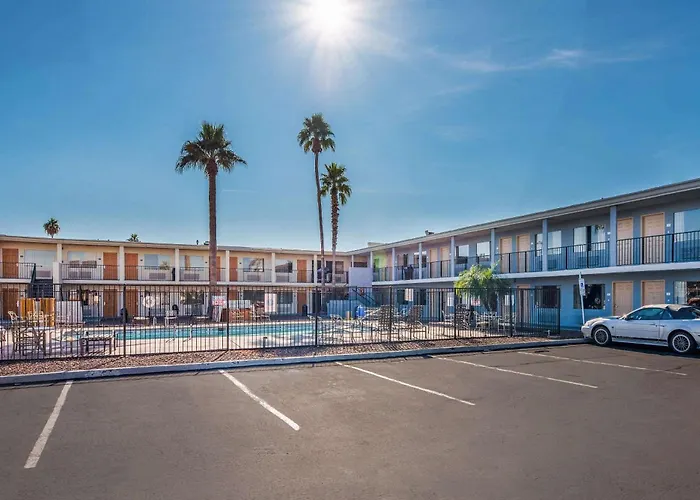Econo Lodge Phoenix North I-17