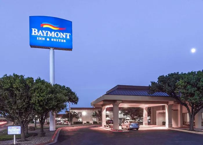 Baymont By Wyndham Amarillo East Hotel