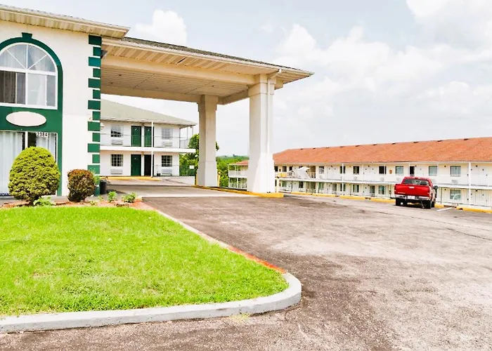 Evergreen Inn