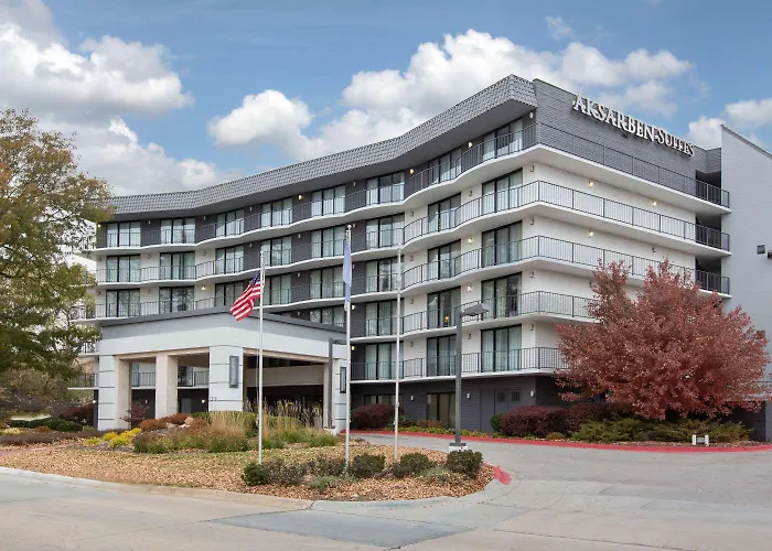 Aksarben Suites Trademark Collection By Wyndham