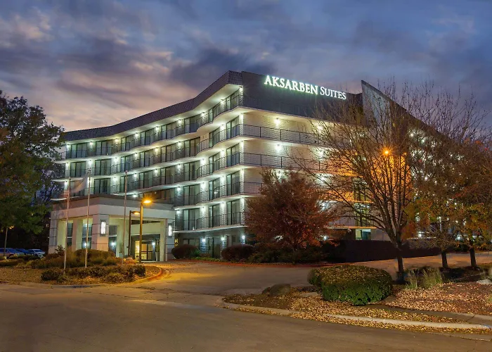 Aksarben Suites Trademark Collection By Wyndham