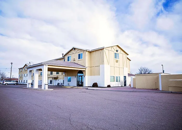 Super 8 By Wyndham Holbrook Hotel