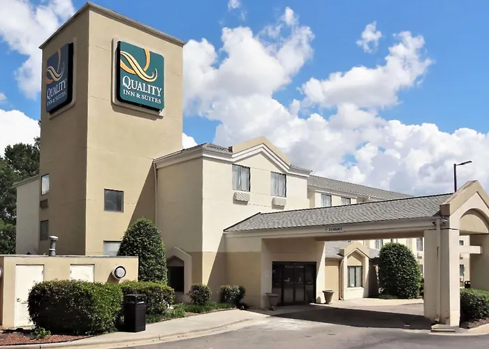 Quality Inn & Suites Raleigh North