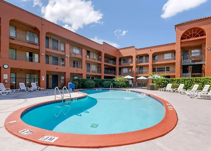 Quality Inn & Suites Jacksonville-Baymeadows