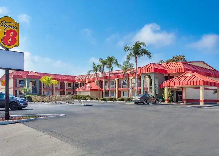Super 8 By Wyndham Clearwater/Us Hwy 19 N Motel