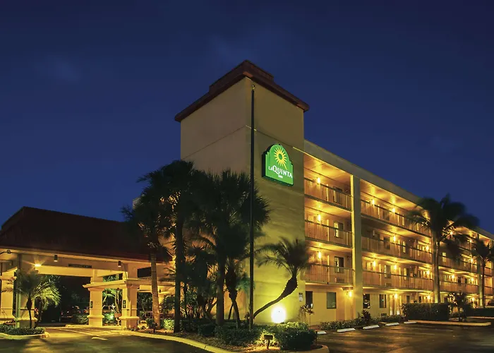 La Quinta Inn By Wyndham West Palm Beach - Florida Turnpike Century Village 