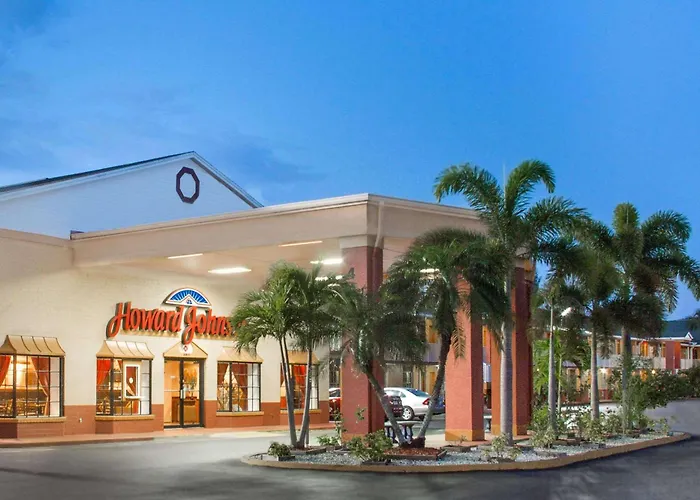 Howard Johnson By Wyndham Ft. Myers Fl