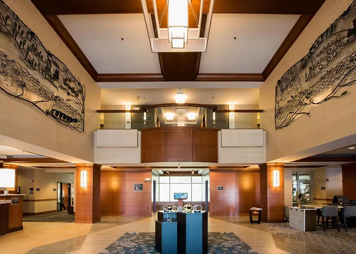 Wyndham Moline On John Deere Commons Hotel