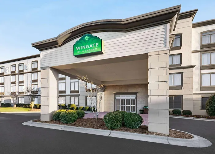 Wingate By Wyndham Southport Hotel